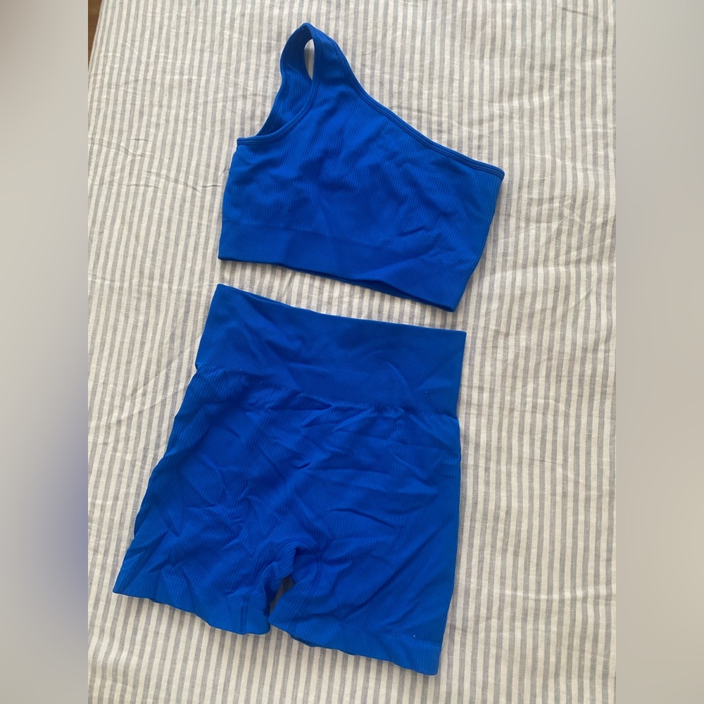 Royal blue workout set